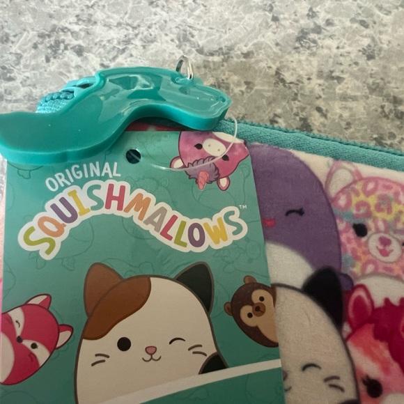 Squishmallow Pouch - Picture 5 of 8